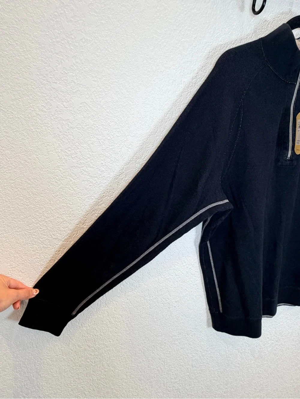 Tommy Bahama Reversible Half Zip Pullover NWT! in Midnight Oil size Large